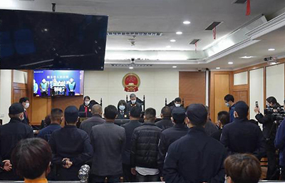 6300多噸淤泥倒入京杭大運河 15人被判刑！