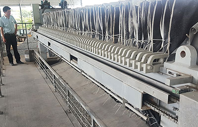 壓濾機設備進行過濾時如何降低濾餅的含水率