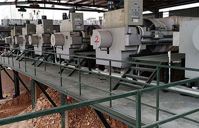 廂式壓濾機(jī)設(shè)備高效節(jié)能環(huán)保，解決沙場煩惱