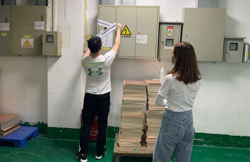 觸目驚心！水全都“染綠”了！多家企業被查處！